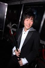 Аарон Ю: 267x400 / 18 Кб