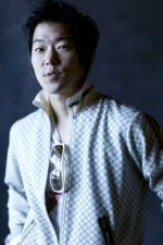 Аарон Ю: 267x400 / 27 Кб