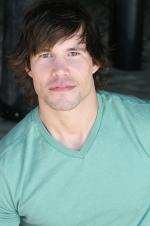 Justin Warren Downing: 1365x2048 / 434 Кб