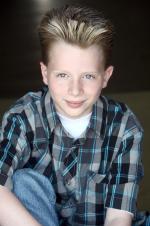 Хантер Джеймс Маккивер: 593x890 / 98 Кб