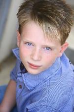 Хантер Джеймс Маккивер: 593x890 / 143 Кб