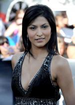 Тинсел Кори: 1471x2048 / 496 Кб