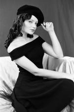 Anya Avaeva: 1358x2048 / 632 Кб