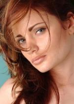 Anya Avaeva: 432x600 / 58 Кб