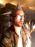 Richard Anderson: 900x1200 / 136 Кб