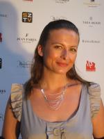 Kerry Finlayson: 1536x2048 / 406 Кб