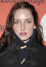 Зои Листер Джонс: 276x400 / 27 Кб