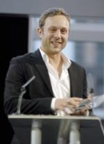 Себастьян Стрит: 228x314 / 12 Кб