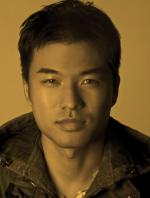 Joey Chanlin: 576x757 / 52 Кб