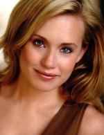 Паула Родос: 422x546 / 37 Кб