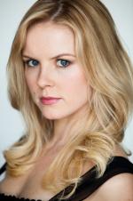 Nancy Karr: 1365x2048 / 381 Кб