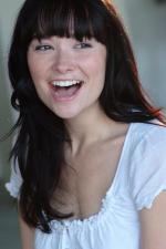 Кристен Рулин: 1370x2048 / 259 Кб