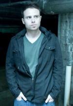 Jordon Hodges: 314x458 / 29 Кб