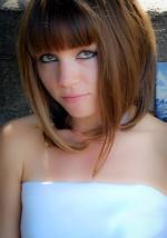 Julia Garro: 562x800 / 57 Кб