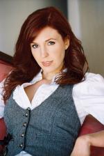 Danielle De Luca: 596x889 / 128 Кб