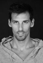 Marnix Van Den Broeke: 400x581 / 37 Кб