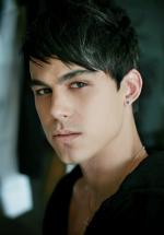 Морган Бенуа: 600x859 / 62 Кб