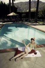 Jean Louise O'Sullivan: 1368x2048 / 470 Кб