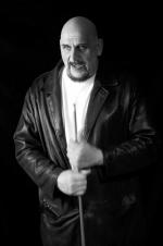 James Pusztay: 533x800 / 38 Кб