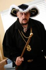 James Pusztay: 533x800 / 49 Кб