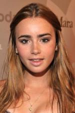 Лили Коллинз: 267x400 / 24 Кб