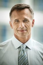 Bob Cousins: 427x640 / 45 Кб