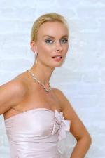 Айя Терауда: 1370x2048 / 235 Кб