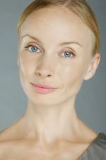 Айя Терауда: 1361x2048 / 250 Кб