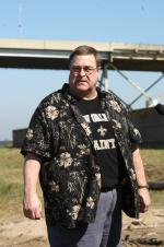 Джон Гудман: 1365x2048 / 392 Кб