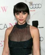 Кристина Риччи: 329x400 / 25 Кб