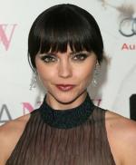 Кристина Риччи: 330x400 / 24 Кб