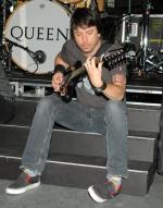 Дэйв Грол: 315x400 / 38 Кб