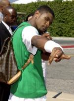 Ашер Рэймонд: 294x400 / 31 Кб