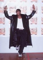 Ашер Рэймонд: 287x400 / 22 Кб