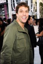 Дейн Кук: 272x400 / 27 Кб