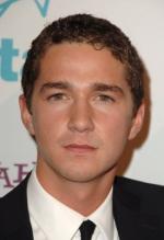 Шайа ЛаБаф: 275x400 / 19 Кб