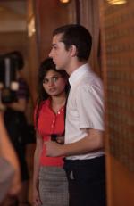 Шайа ЛаБаф: 391x600 / 35 Кб