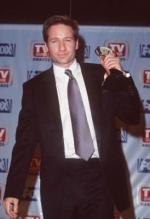 Дэвид Духовны: 274x400 / 17 Кб