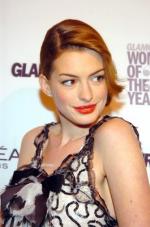 Энн Хэтэуэй: 265x400 / 26 Кб