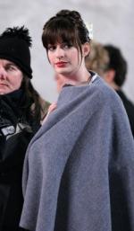 Энн Хэтэуэй: 234x400 / 22 Кб