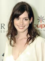 Энн Хэтэуэй: 295x400 / 22 Кб