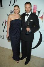 Ким Кэтролл: 262x400 / 22 Кб