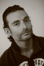 Ник Голдман: 1365x2048 / 212 Кб