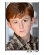 Зейн Хьюетт: 960x1200 / 124 Кб