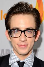 Кевин МакХэйл: 267x400 / 25 Кб