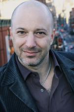 Russ Spiegel: 1296x1944 / 390 Кб