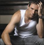 Matt Pohlkamp: 299x305 / 16 Кб