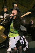 Noelle Tremblay: 402x603 / 50 Кб