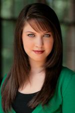 Stephanie E. King: 1365x2048 / 310 Кб