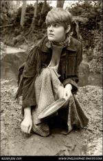 Kristine Renee Farley: 360x558 / 63 Кб